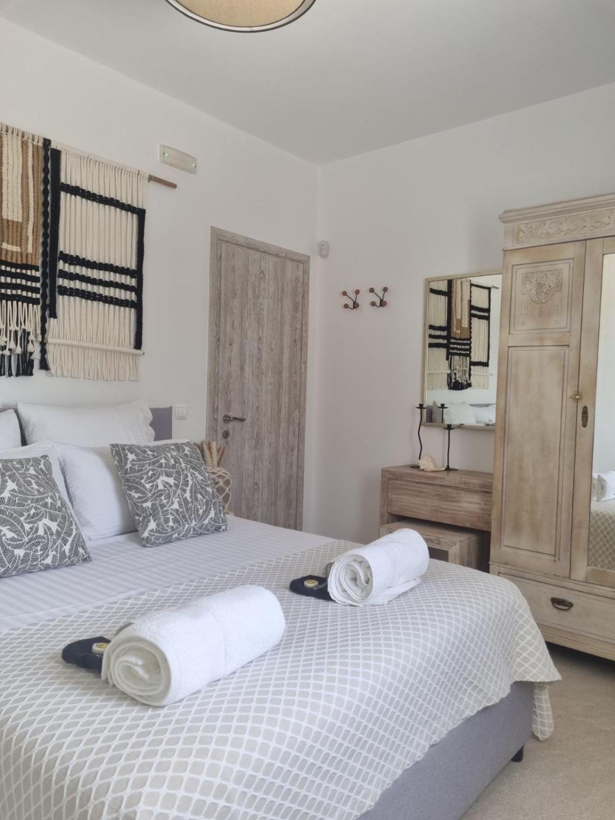 Cocos Villa