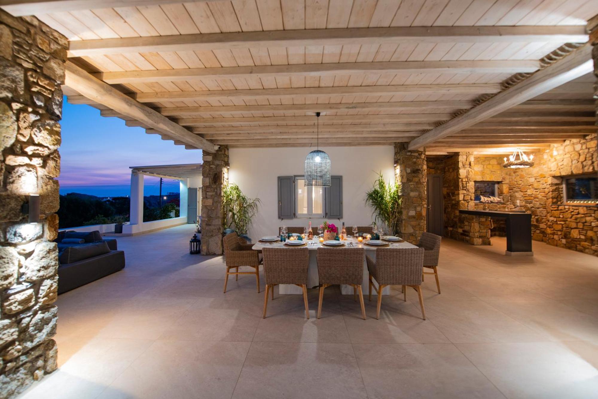 Cocos Villa *