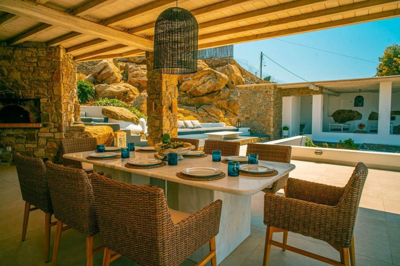 Cocos * Super Paradise Beach (Mykonos)